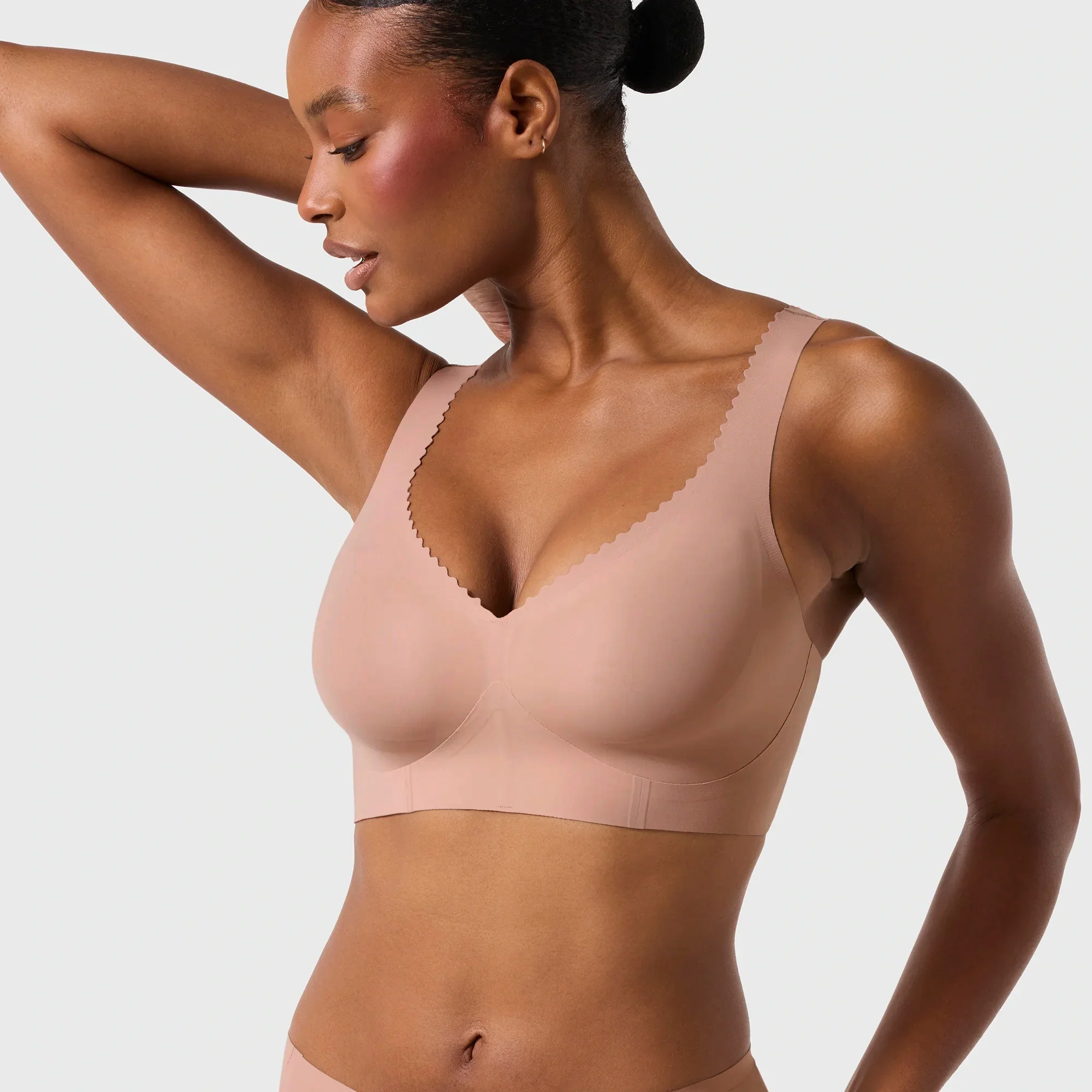Evelyn Bra - Image 24