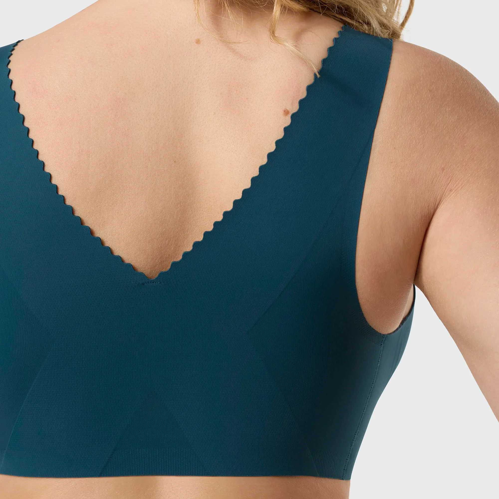 Evelyn Bra - Image 58
