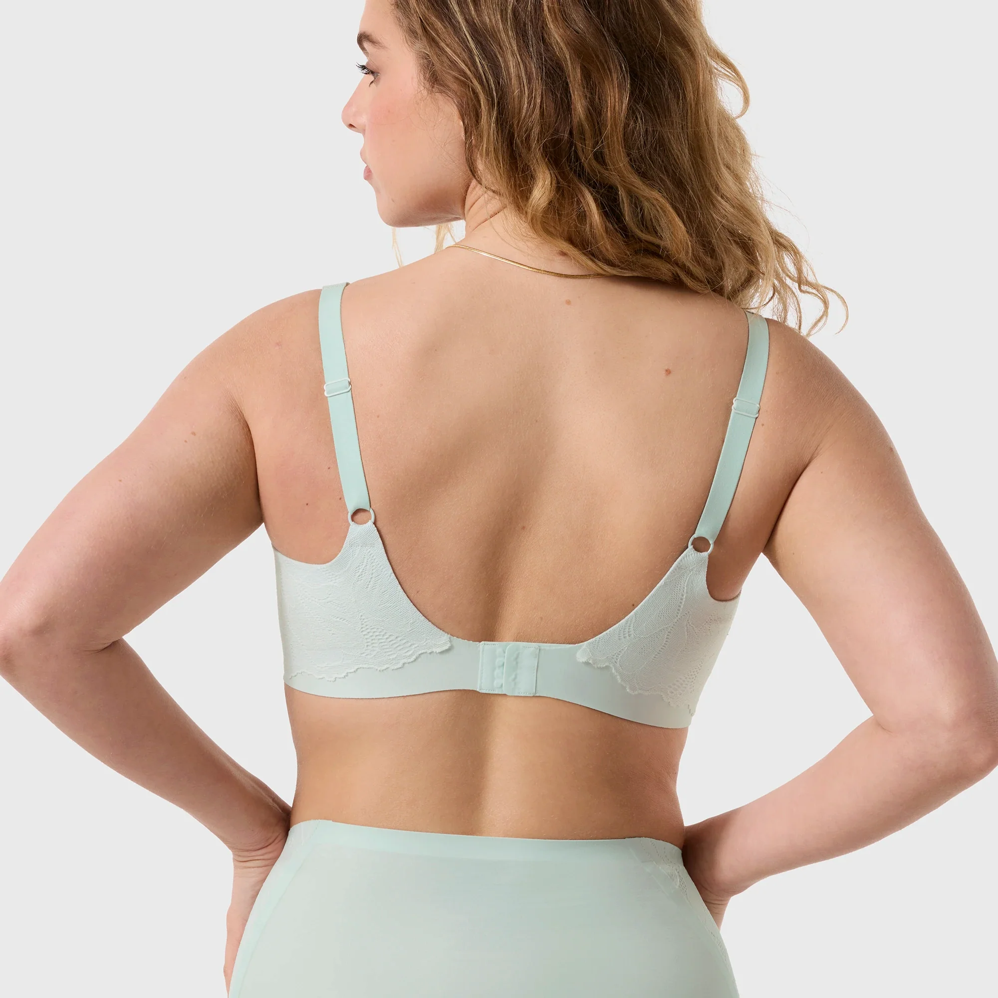 Smooth Lace Beyond Bra - Image 12