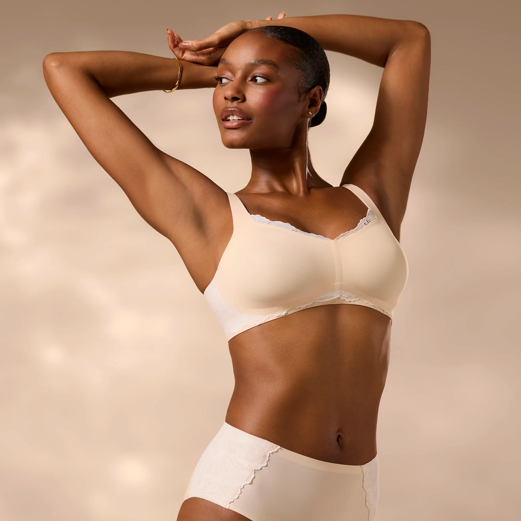 Smooth Lace Beyond Bra - Image 27